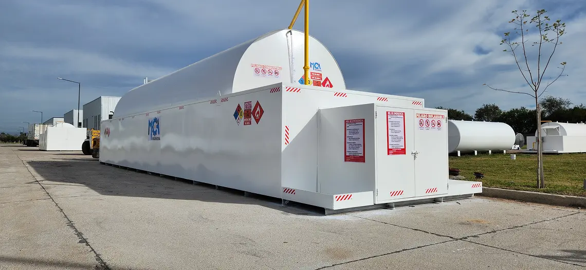 Tanque con batea vista general